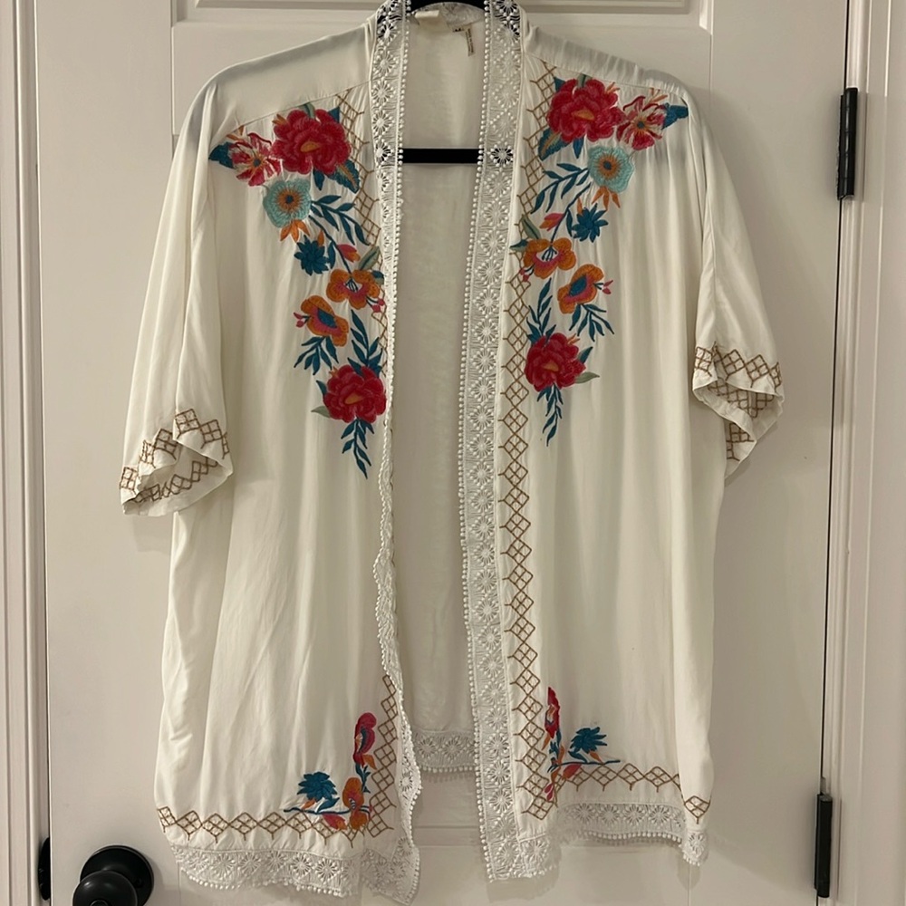 Floral kimono